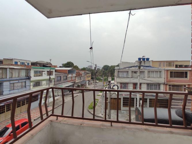 Casa en venta en Santa Rita, Bogotá · foto 2 de 6