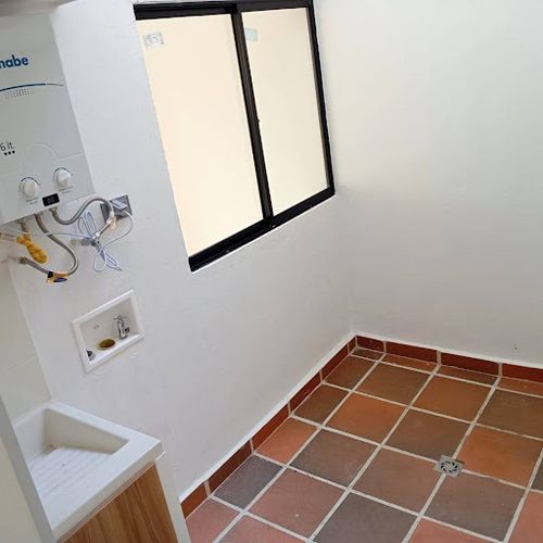Apartamento de 2 alcobas en arriendo en El Carmen De Viboral, El Carmen de Viboral, 51 m² · foto 6 de 24