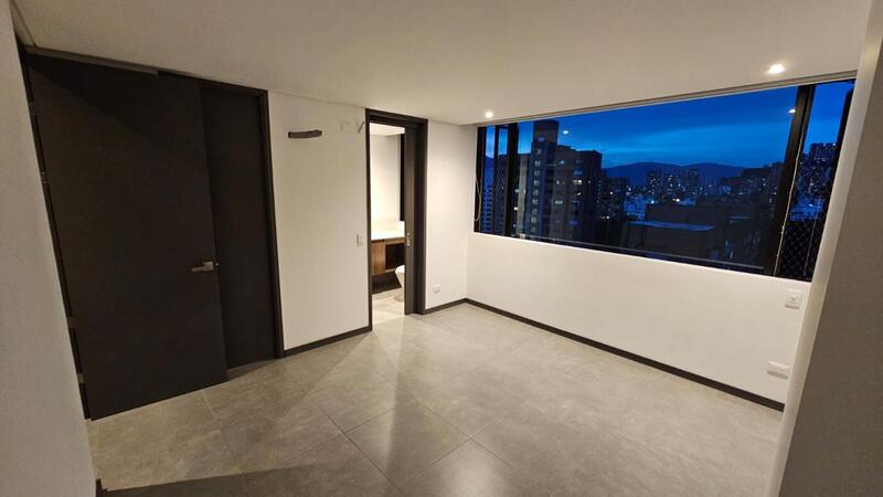 Apartamento en arriendo en El Poblado, Medellín · foto 13 de 23