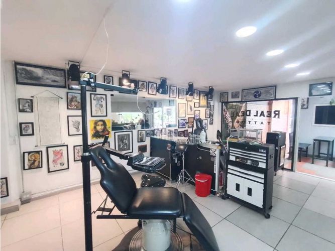Local en arriendo en San Diego, Medellín, 28 m² · foto 2 de 9