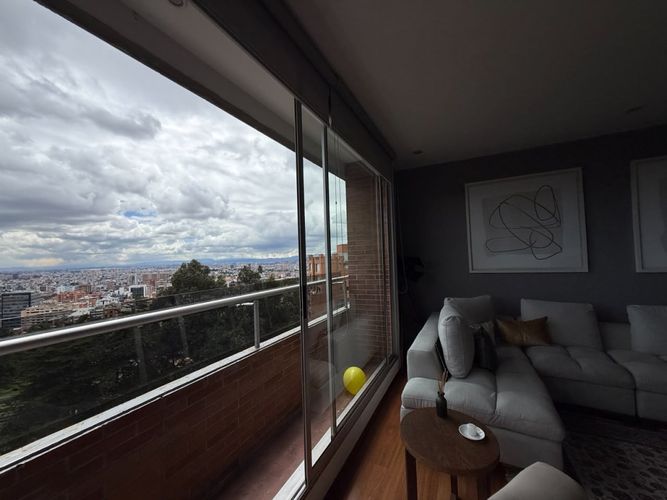 Apartamento de 3 alcobas en venta en Los Rosales, Bogotá, 173 m² · foto 19 de 24