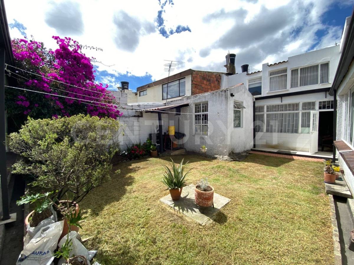 House for rent in San Nicolas, Bogotá
