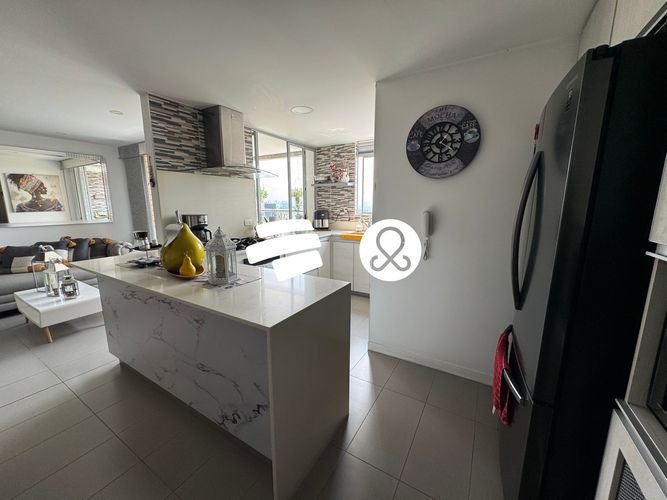 Apartamento de 3 alcobas en venta en Castropol, Medellín, 102 m² · foto 9 de 24