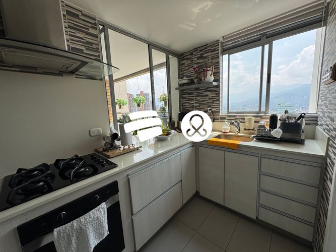 Apartamento de 3 alcobas en venta en Castropol, Medellín, 102 m² · foto 12 de 24