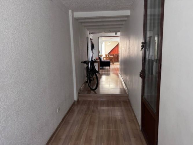 Casa de 4 alcobas en venta en Villa Alsacia 2, Bogotá, 240 m² · foto 6 de 24