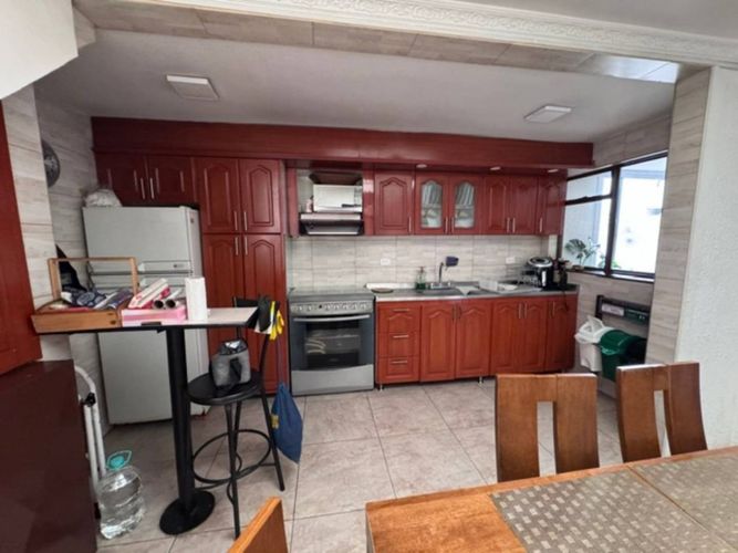 Casa de 4 alcobas en venta en Villa Alsacia 2, Bogotá, 240 m² · foto 10 de 24