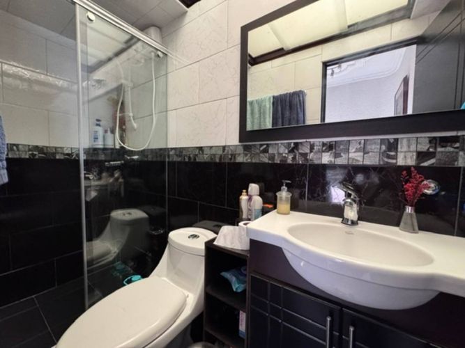 Casa de 4 alcobas en venta en Villa Alsacia 2, Bogotá, 240 m² · foto 18 de 24