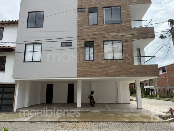 Apartamento de 2 alcobas en venta en Lomitas, La Ceja, 78 m² · foto 4 de 14