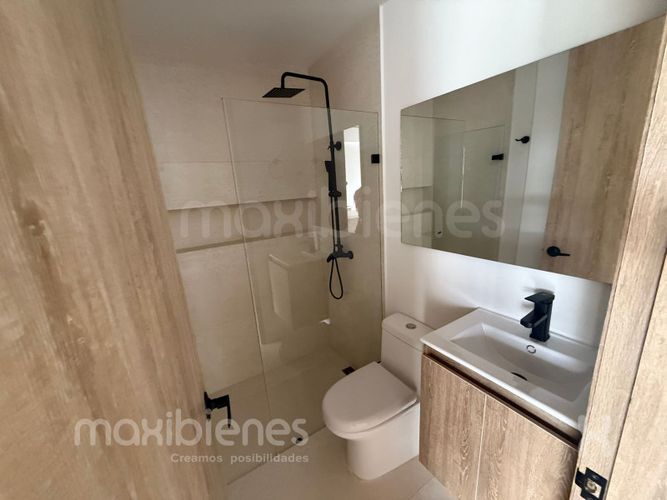 Apartamento de 2 alcobas en venta en Lomitas, La Ceja, 78 m² · foto 12 de 14