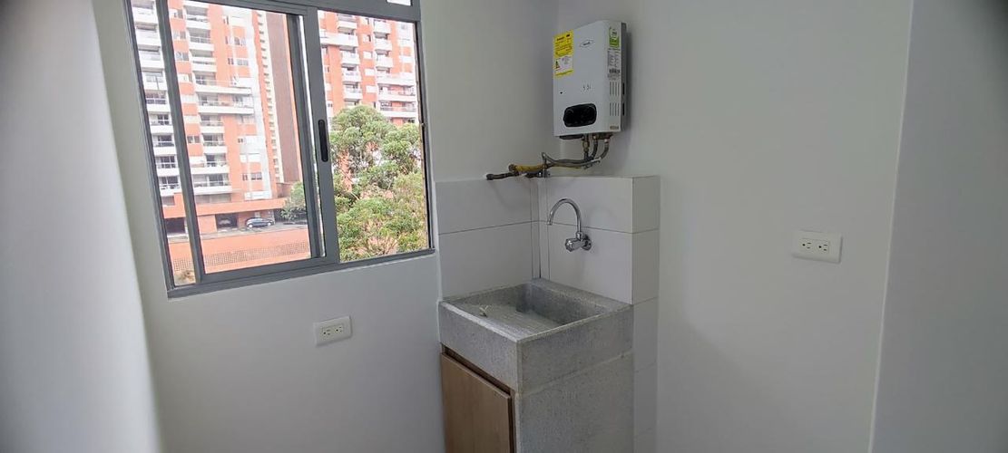 Apartamento de 3 alcobas en arriendo en Loma De La Doctora, Sabaneta, 85 m² · foto 9 de 20