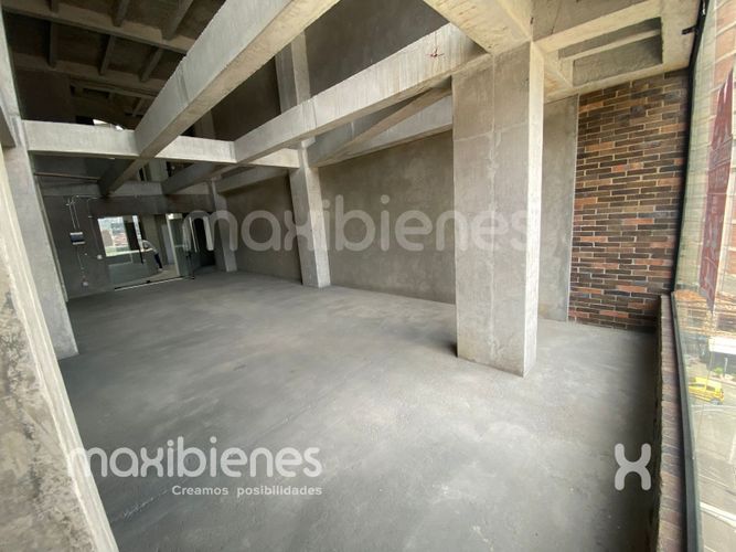 Local en arriendo en San Isidro, Medellín, 120 m² · foto 2 de 15