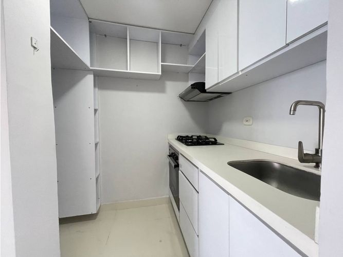 Apartamento de 3 alcobas en venta en Parcelacion Piedra Grande, Cali, 54 m² · foto 3 de 24