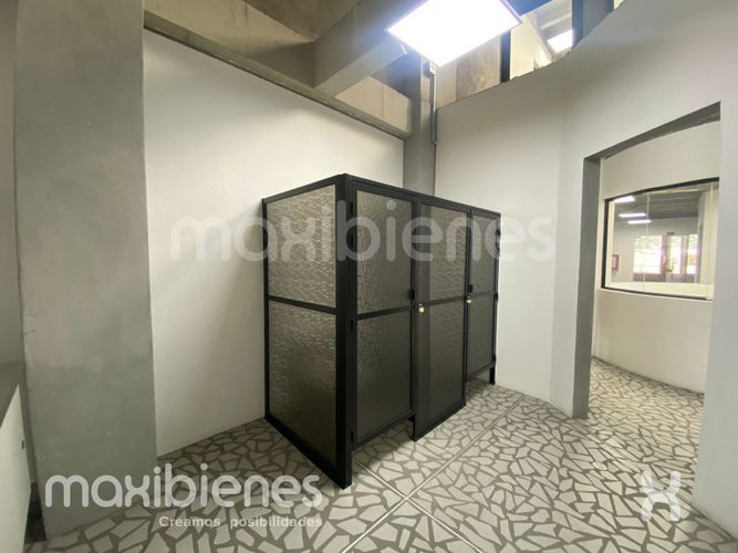 Local en arriendo en San Isidro, Medellín, 94 m² · foto 12 de 14