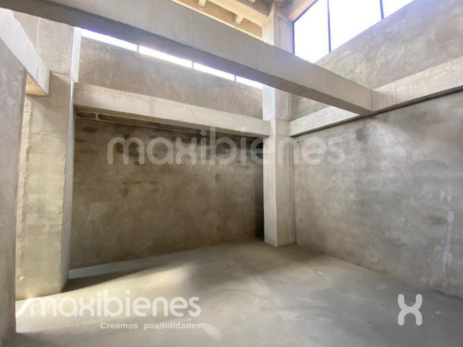 Local en arriendo en San Isidro, Medellín, 100 m² · foto 2 de 13