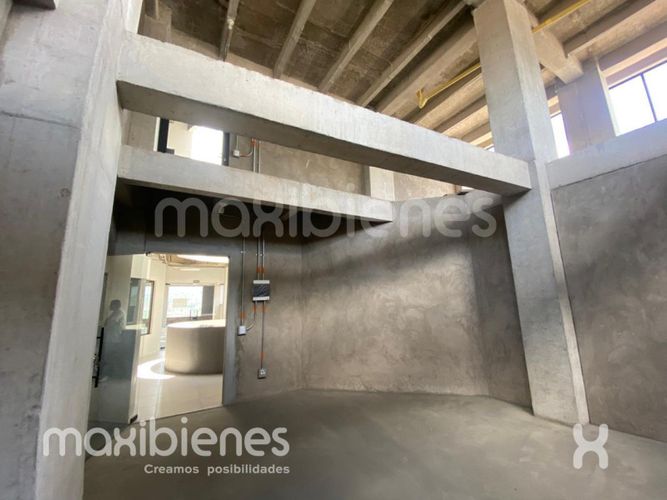 Local en arriendo en San Isidro, Medellín, 100 m² · foto 3 de 13