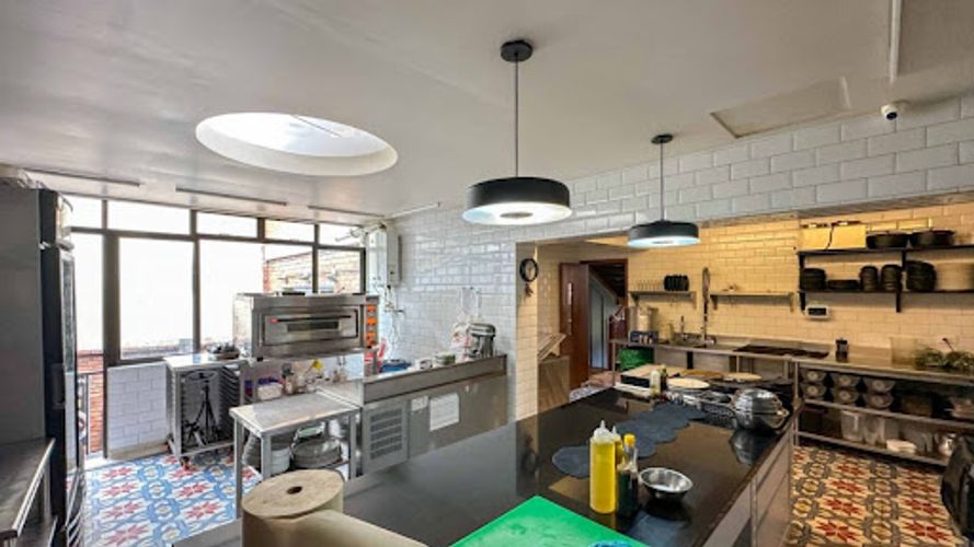 Casa de 3 alcobas en venta en San Felipe, Bogotá, 420 m² · foto 3 de 19