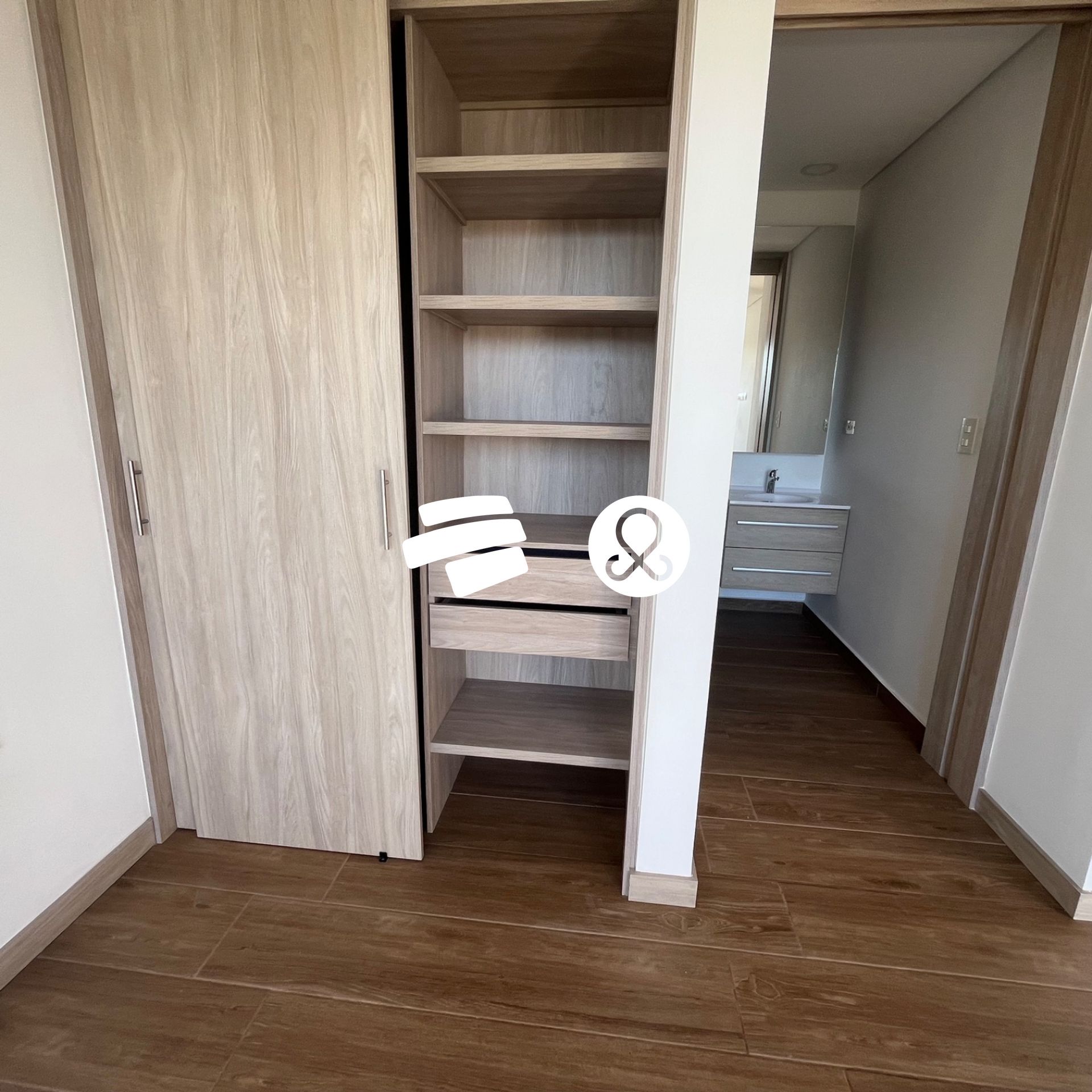 Apartamento en venta en Zona Centro, Envigado · foto 3 de 20