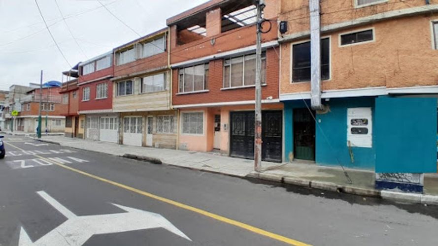 Casa en venta en Bosque Popular, Bogotá · foto 2 de 14