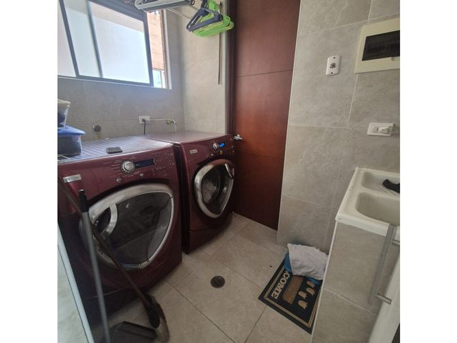 Apartamento de 3 alcobas en arriendo en Calleja Baja, Bogotá, 187 m² · foto 4 de 24
