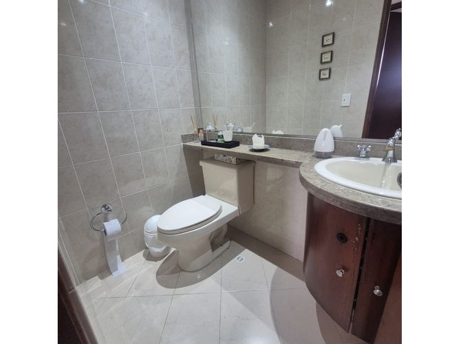 Apartamento de 3 alcobas en arriendo en Calleja Baja, Bogotá, 187 m² · foto 7 de 24
