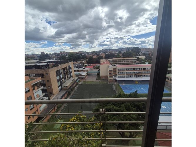 Apartamento de 3 alcobas en arriendo en Calleja Baja, Bogotá, 187 m² · foto 10 de 24