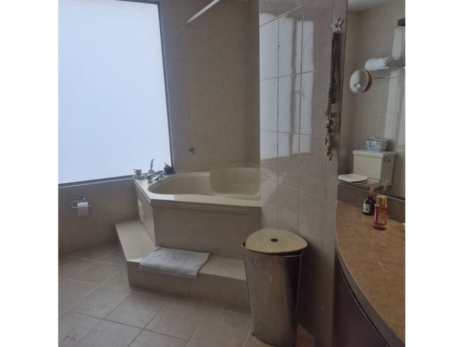 Apartamento de 3 alcobas en arriendo en Calleja Baja, Bogotá, 187 m² · foto 13 de 24
