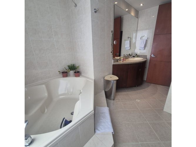 Apartamento de 3 alcobas en arriendo en Calleja Baja, Bogotá, 187 m² · foto 15 de 24