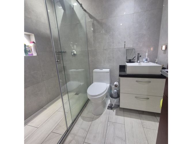 Apartamento de 3 alcobas en arriendo en Calleja Baja, Bogotá, 187 m² · foto 20 de 24