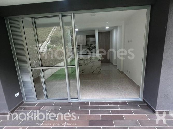 Apartamento de 2 alcobas en arriendo en Viviendas Del Sur, Medellín, 82 m² · foto 5 de 12