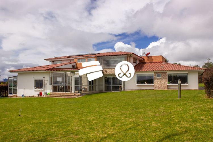 Casa de 6 alcobas en venta en Yerbabuena, Sopó · foto 20 de 20