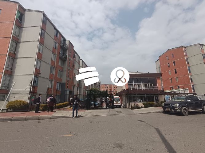 Apartamento de 2 alcobas en venta en Laguna Tierra Blanca, Soacha, 35 m² · foto 2 de 18