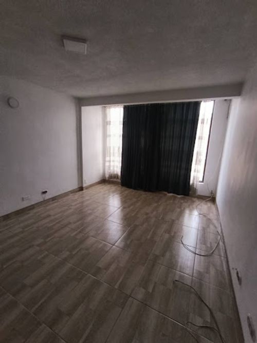 Casa de 4 alcobas en venta en Las Americas, Bogotá, 215 m² · foto 12 de 24