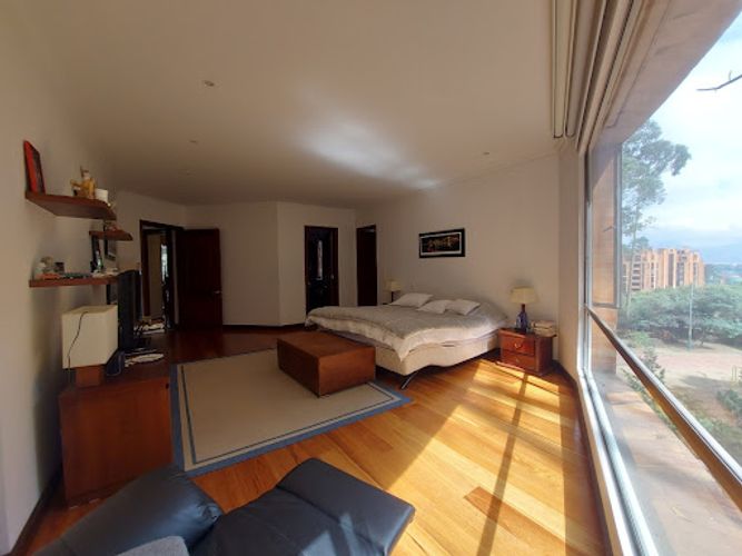 Apartamento de 5 alcobas en venta en Niza Suba, Bogotá, 400 m² · foto 12 de 24