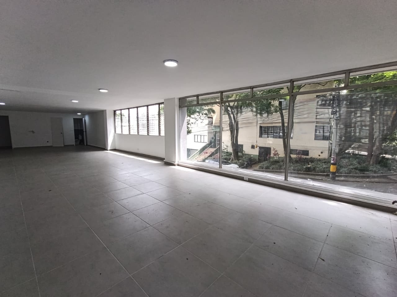 Local en Arriendo en El Poblado, Medellín