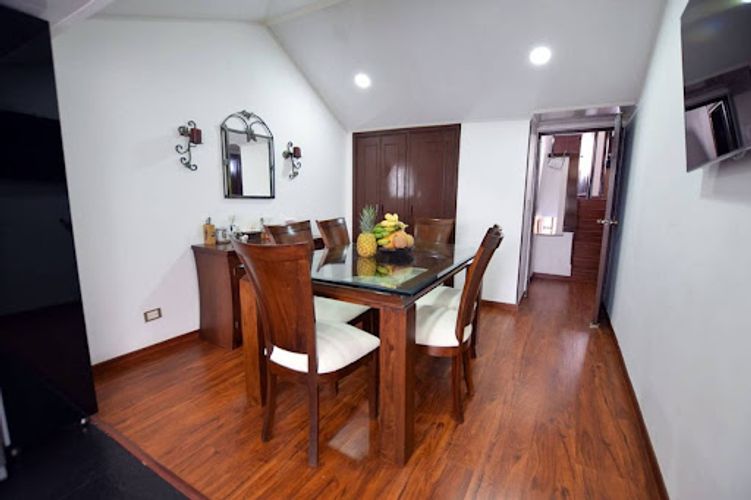 Casa de 6 alcobas en venta en Villa Magdala, Bogotá, 350 m² · foto 10 de 24