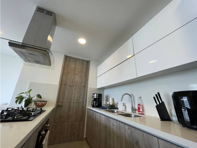 Apartamento de 3 alcobas en venta en Ciudad Jardin, Cali, 127 m² · foto 10 de 24