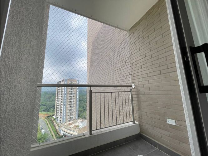 Apartamento de 3 alcobas en venta en Ciudad Jardin, Cali, 127 m² · foto 17 de 24