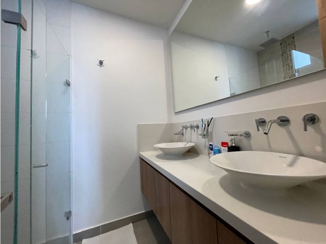 Apartamento de 3 alcobas en venta en Ciudad Jardin, Cali, 127 m² · foto 18 de 24