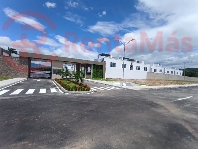 Casa de 3 alcobas en venta en Santander, Villa del Rosario, 122 m² · foto 4 de 24