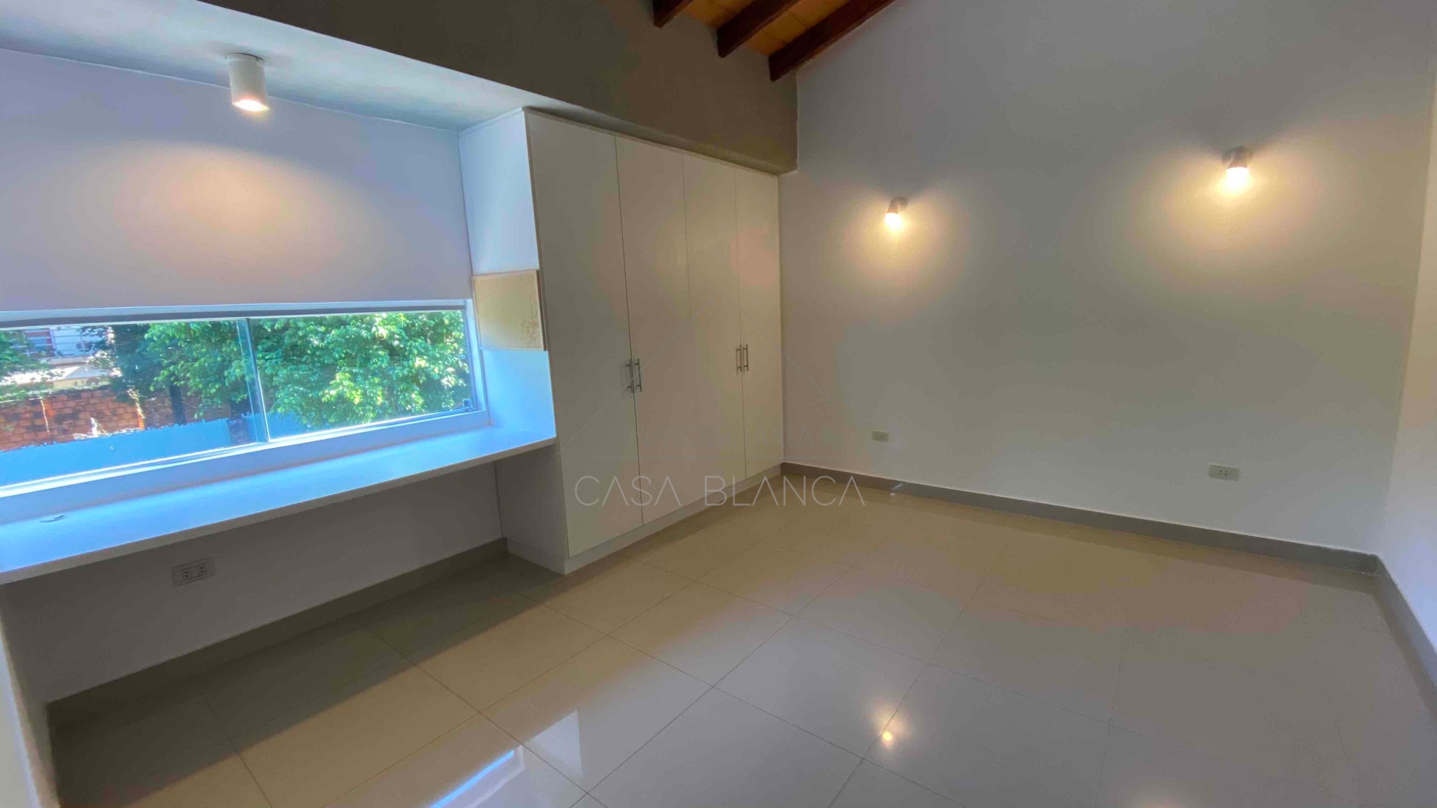 Duplex en condominio a la venta en barrio Villa Aurelia — foto 2