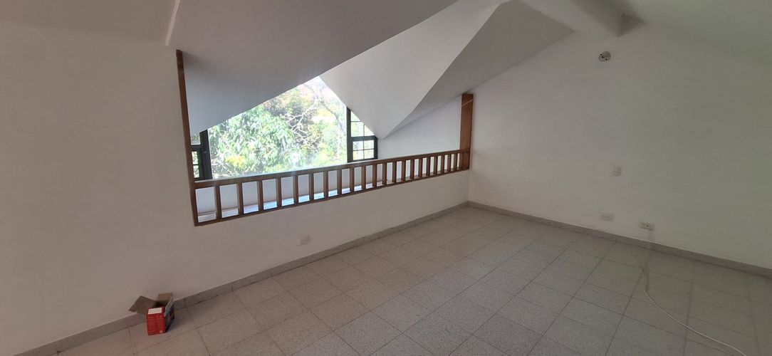 Casa de 4 alcobas en arriendo en Villagrande, Envigado, 200 m² · foto 7 de 24