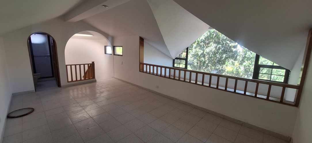 Casa de 4 alcobas en arriendo en Villagrande, Envigado, 200 m² · foto 10 de 24