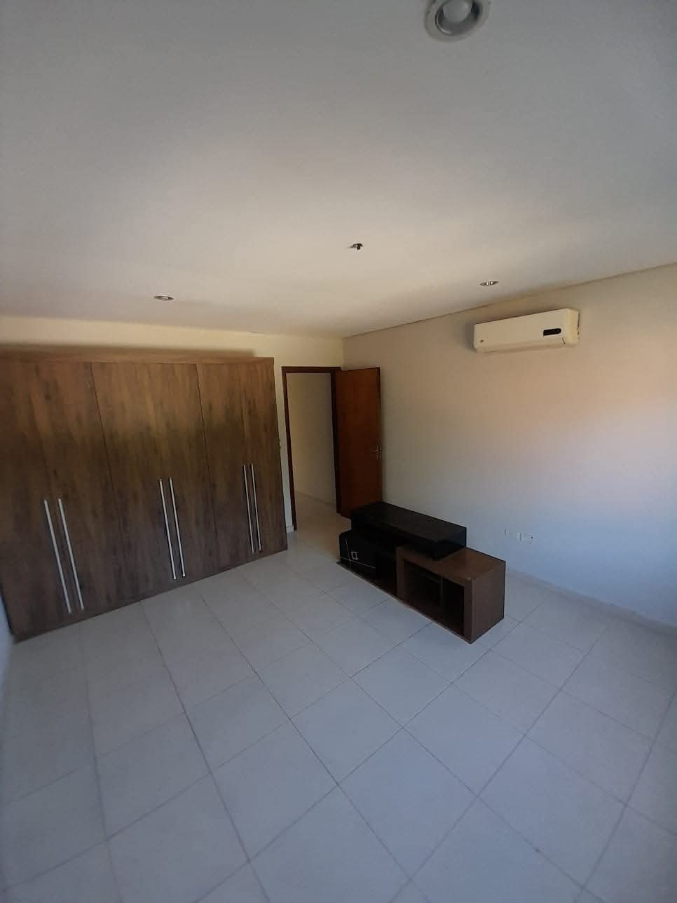 ALQUILO DUPLEX EN LUQUE ZONA LOS JARDINES SUPER — foto 3
