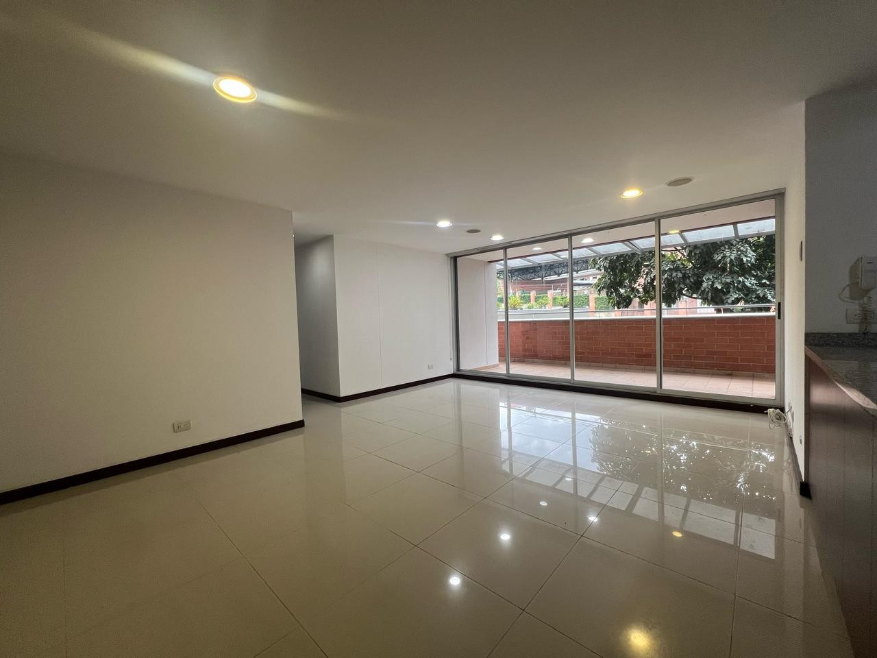 Apartamento en venta en Loma Del Chocho, Envigado · foto 3 de 17