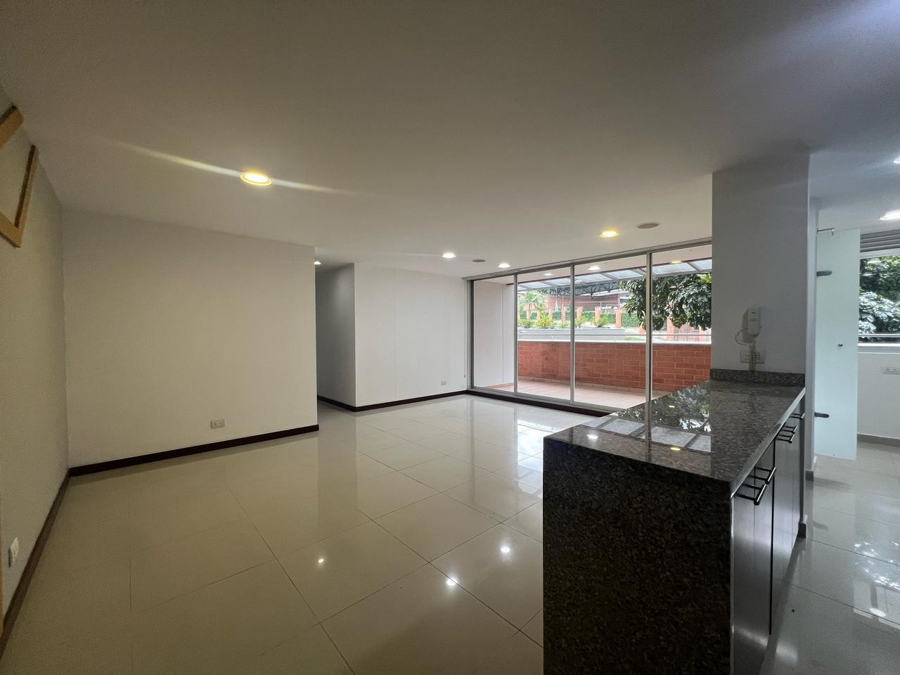 Apartamento en venta en Loma Del Chocho, Envigado · foto 6 de 17