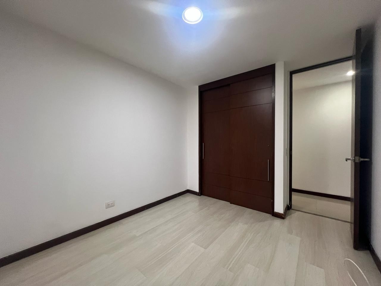 Apartamento en venta en Loma Del Chocho, Envigado · foto 11 de 17