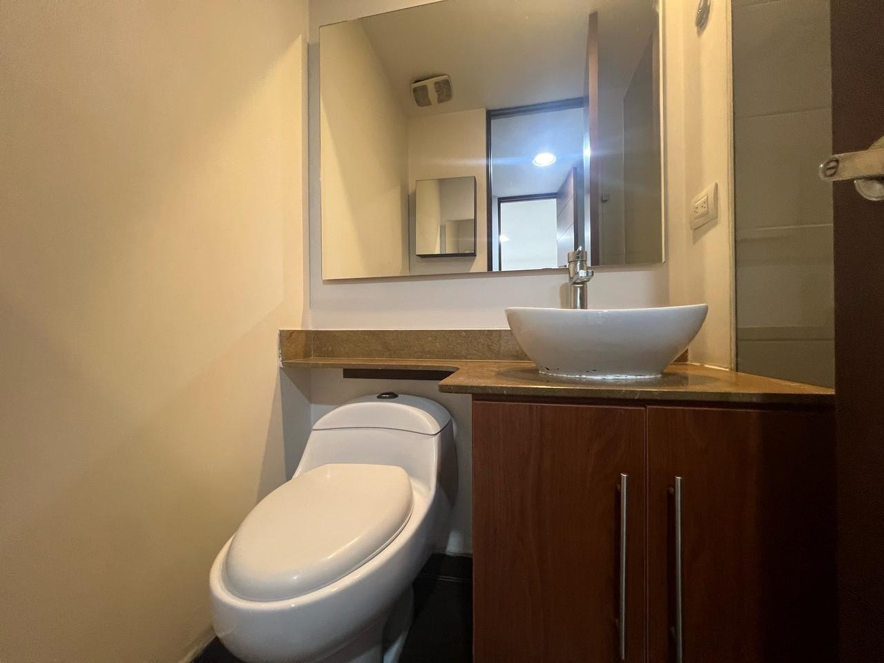 Apartamento en venta en Loma Del Chocho, Envigado · foto 14 de 17