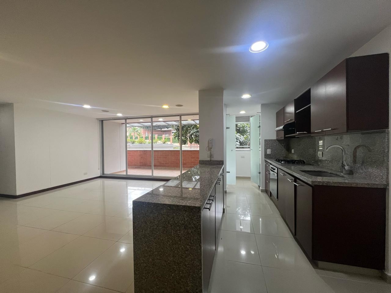 Apartamento en venta en Loma Del Chocho, Envigado · foto 5 de 17