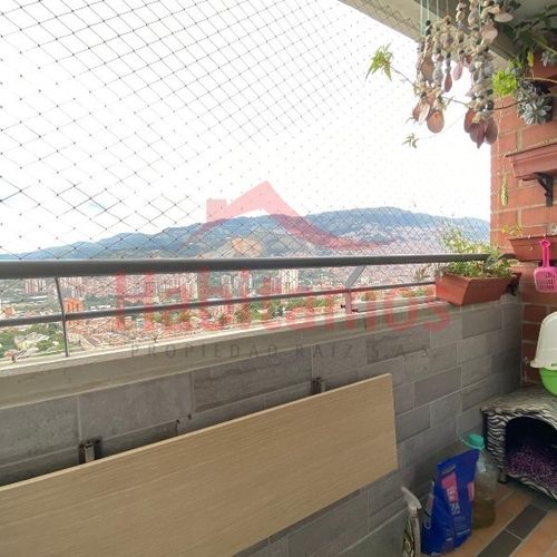 Apartamento de 3 alcobas en venta en Molinares, Bello, 51 m² · foto 4 de 12