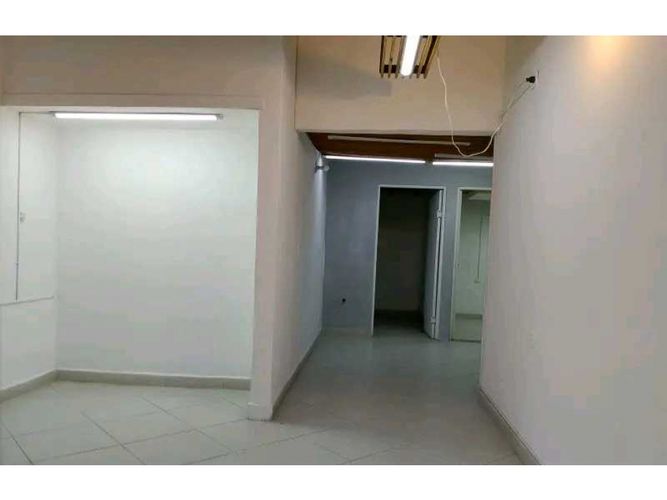 Local en arriendo en Conquistadores, Medellín, 85 m² · foto 4 de 12